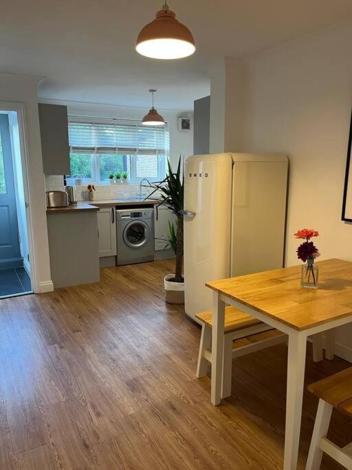 Chic 2 Bedroom Cottage Willingham  Екстериор снимка